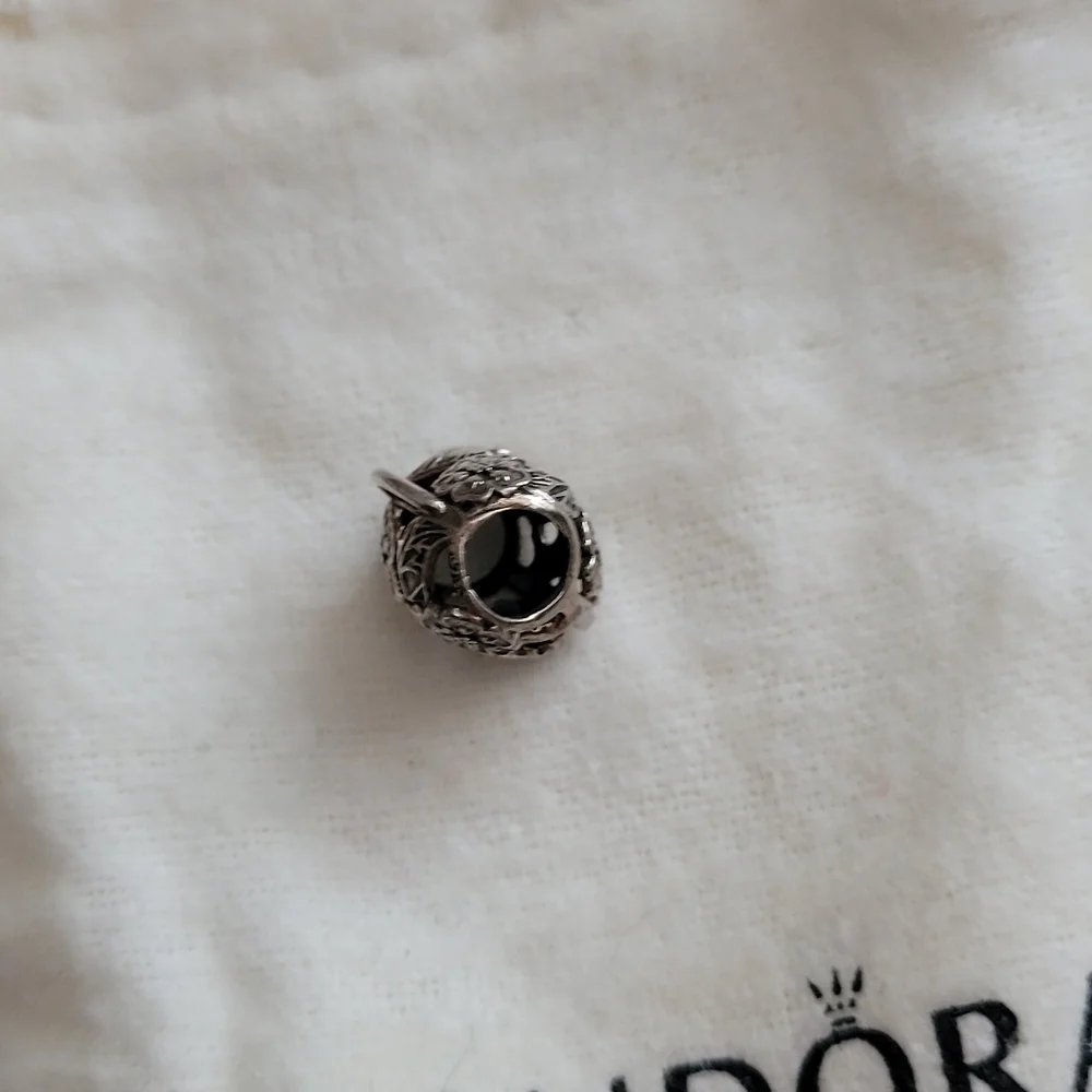 Pandora Floral Heart Padlock Charm - Picture 5 of 5